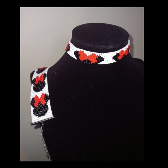 ✨ Necklaces & Bracelets for Little Princesses! 👑✨ - Picture 2 of 3